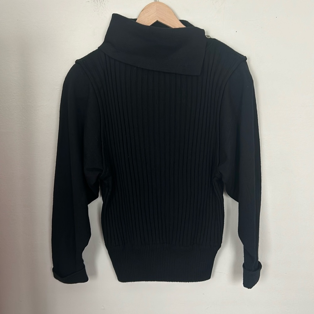 Vintage Liz Claiborne Button Collar Sweater